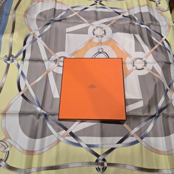 HERMES SCARF Figure Artistique scarf 90